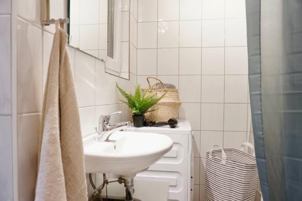 Gemutliches Kleines Studio-Apartment In Top Lage Nahe Karlsruhe Innenstadt Mit Klimaanlage Екстериор снимка