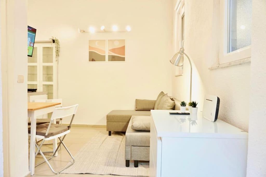 Gemutliches Kleines Studio-Apartment In Top Lage Nahe Karlsruhe Innenstadt Mit Klimaanlage Екстериор снимка