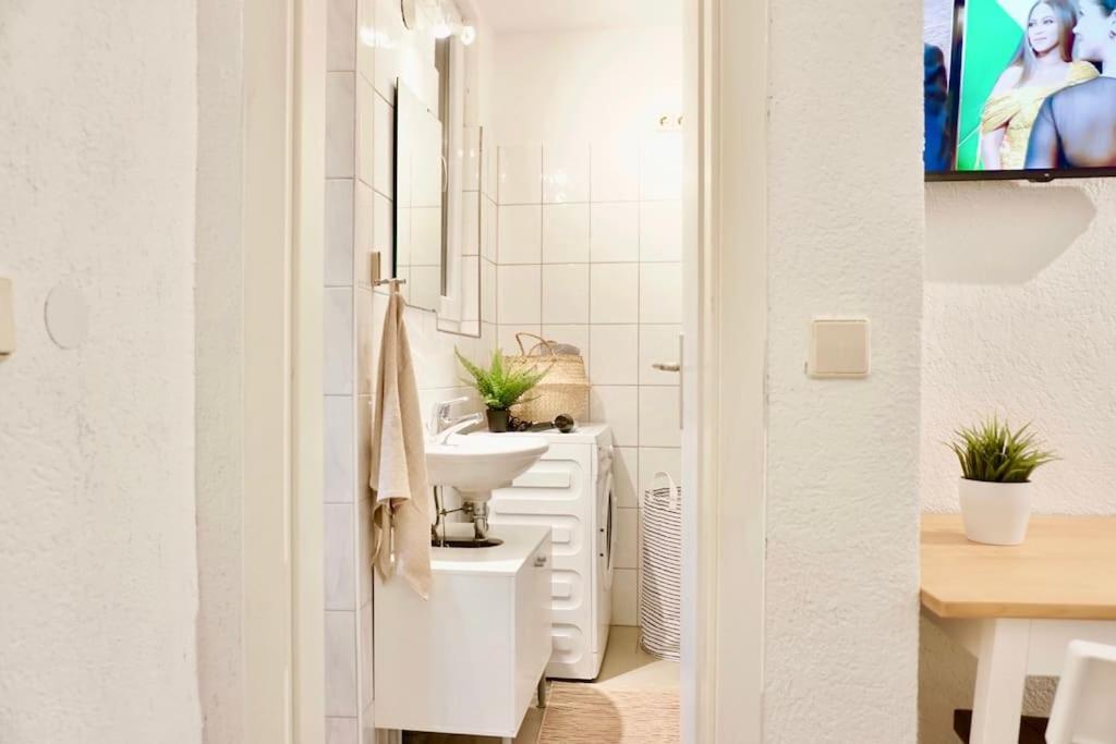 Gemutliches Kleines Studio-Apartment In Top Lage Nahe Karlsruhe Innenstadt Mit Klimaanlage Екстериор снимка