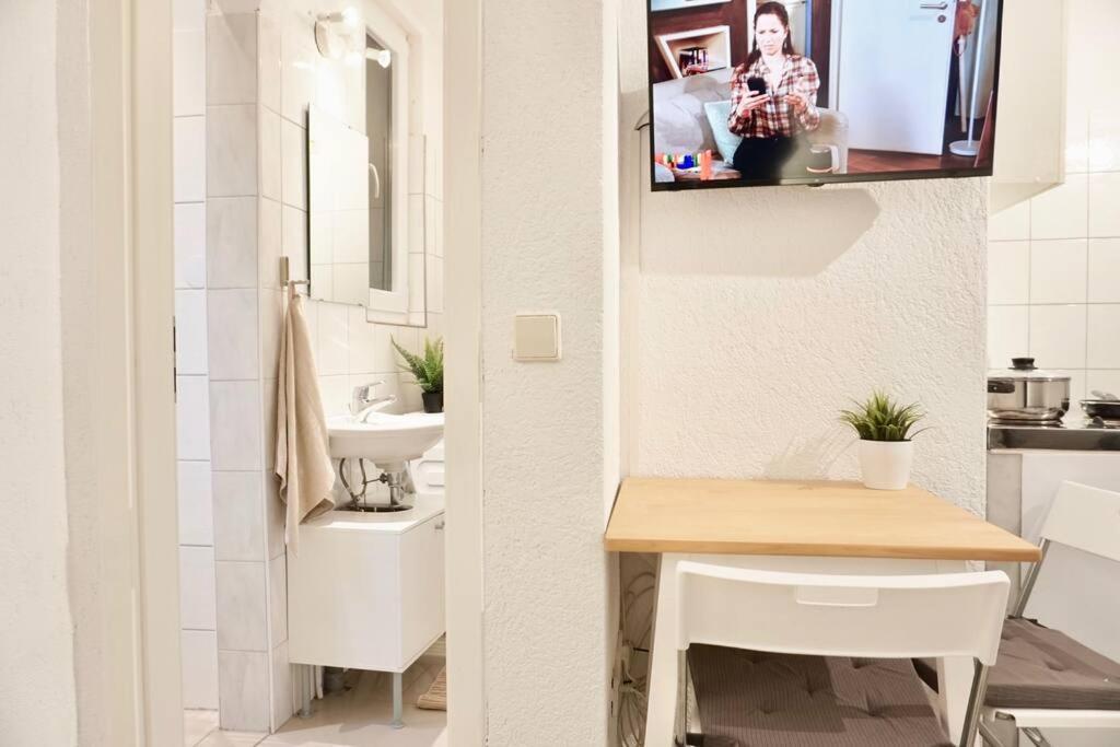 Gemutliches Kleines Studio-Apartment In Top Lage Nahe Karlsruhe Innenstadt Mit Klimaanlage Екстериор снимка